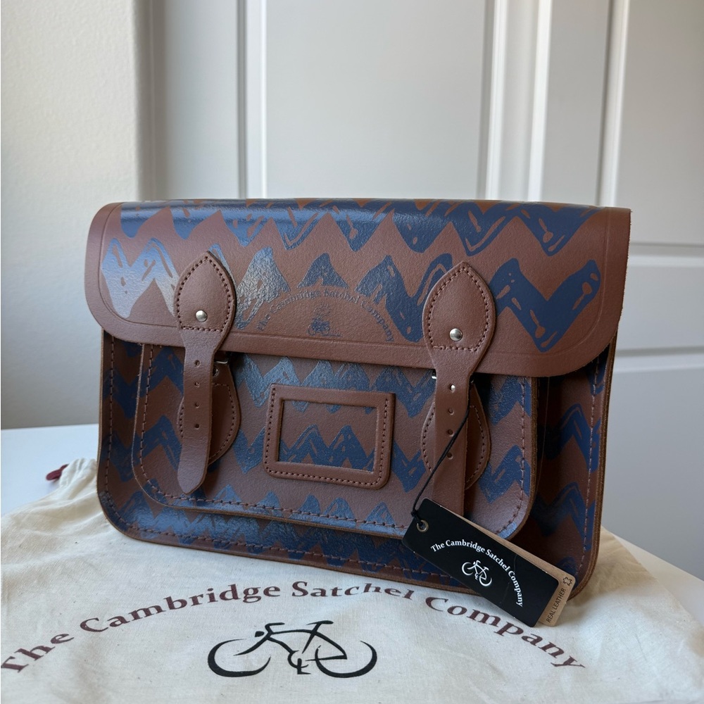RARE LIMITED EDTION: Peanuts Satchel[The Cambridge Satchel Company]